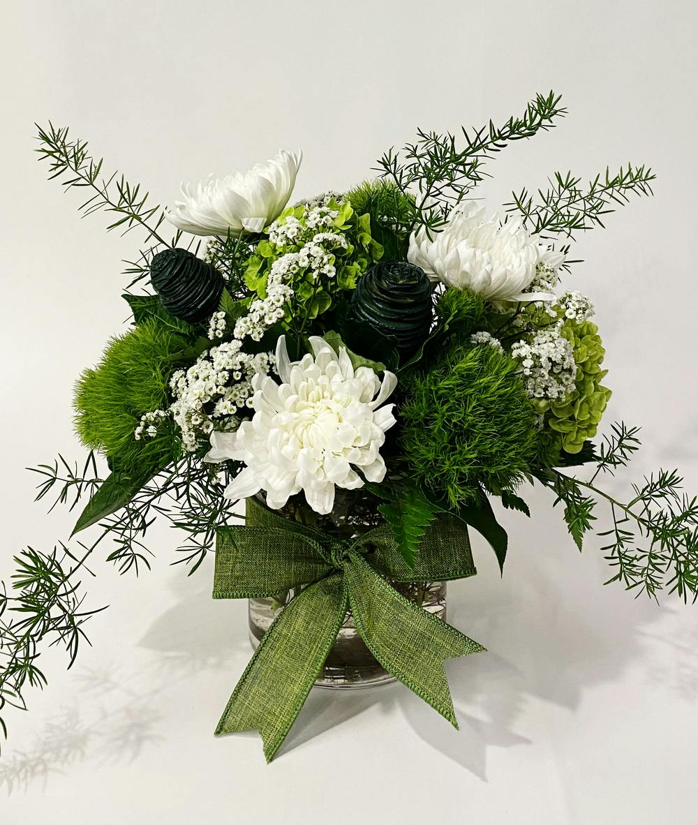 Emerald Isle Kalamazoo (MI) SameDay Flower Delivery VanderSalm's Flower Shop