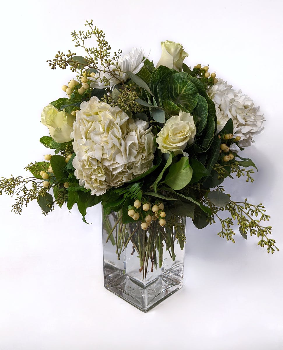 Kalamazoo Valentine's Day Bouquets Delivered VanderSalm's Florist